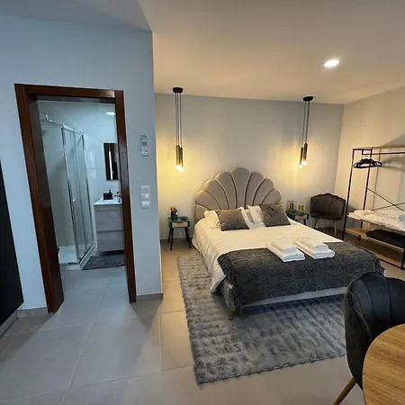 Hébergement de vacances Sao Pedro Paradise B Down *